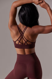 Constant - Scoop Neck Multi Strap Sports Bra in Burgundy